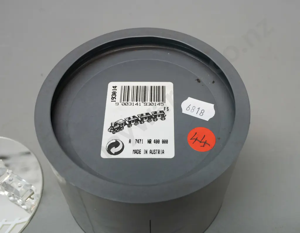 Swarovski crystal miniature train set of 4 pieces on mirrored display platform, with original box - mirror D-85 Image 1++