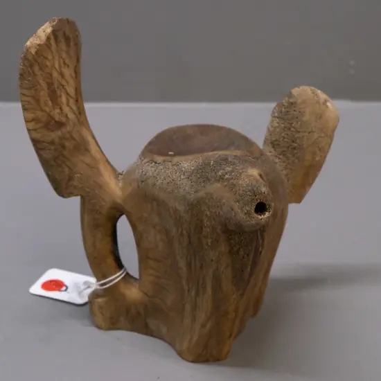 carved bone tobacco pipe, Masia tribe, Kenya H-175
