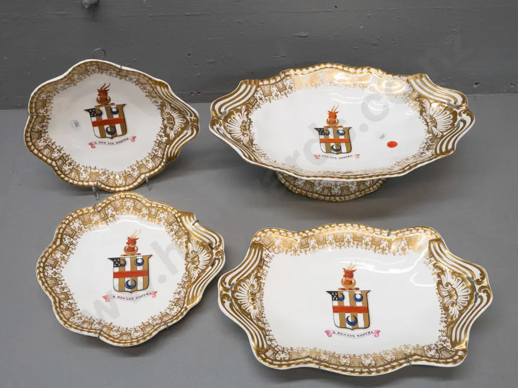 4 pieces of armorial china with hand painted motto and crest, footed oval comport, 2 single- handled dishes and 1 double Image 1++