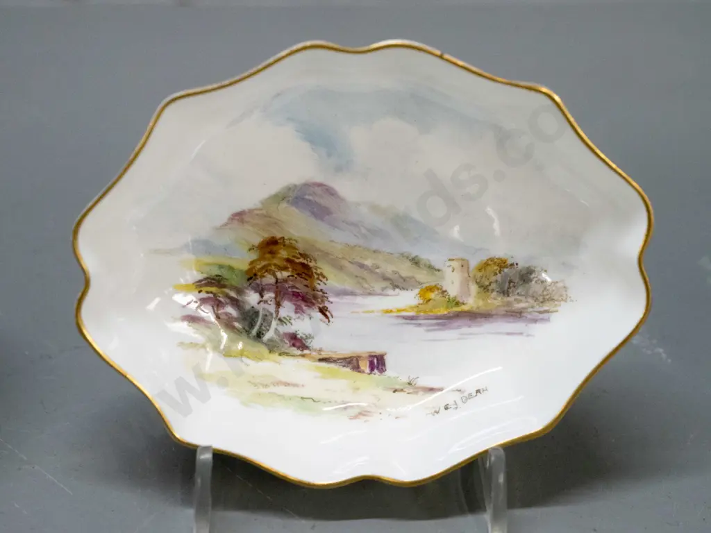 5 pieces vintage china - Coalbrookdale fluted bowl with hand written 1780 label, signed Royal Crown Derby pin dish, Image 1++