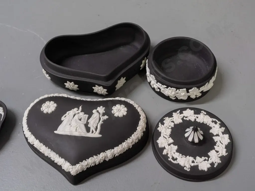Wedgwood Jasperware black and white items - 2 lidded canisters and a pin dish - larger canister H-55 L-130 Image 1++