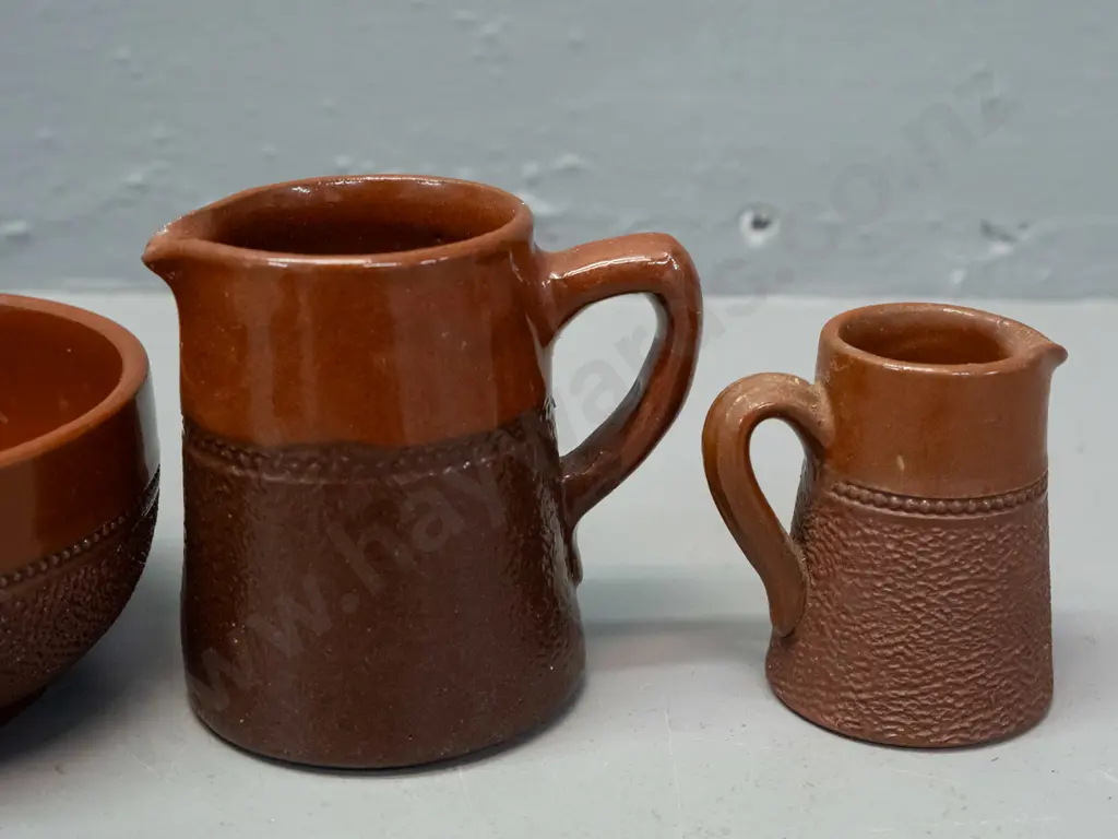 4 pieces Lovatt's Langley Ware marked "Leadless Glaze"  - 2 jugs and 2 bowls, one bowl with hairline crack to top rim, Image 1++