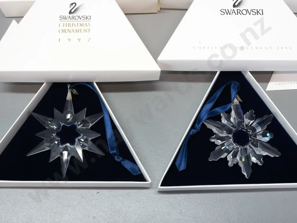 2 boxed Swarovski crystal Christmas snowflake ornaments in original boxes - 1997 & 1998 Image 1++