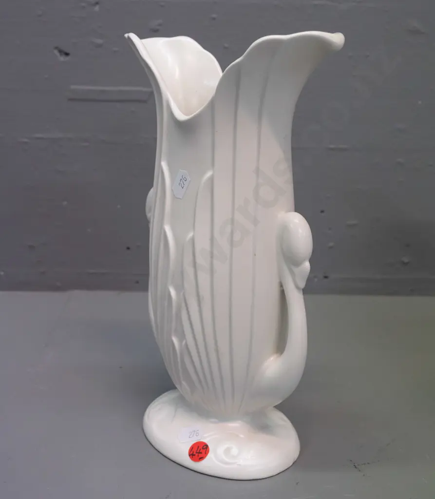 Beswick deco style double swan vase - pattern mark 1185 on base - some staining inside H-270 W-170 at top Image 1++