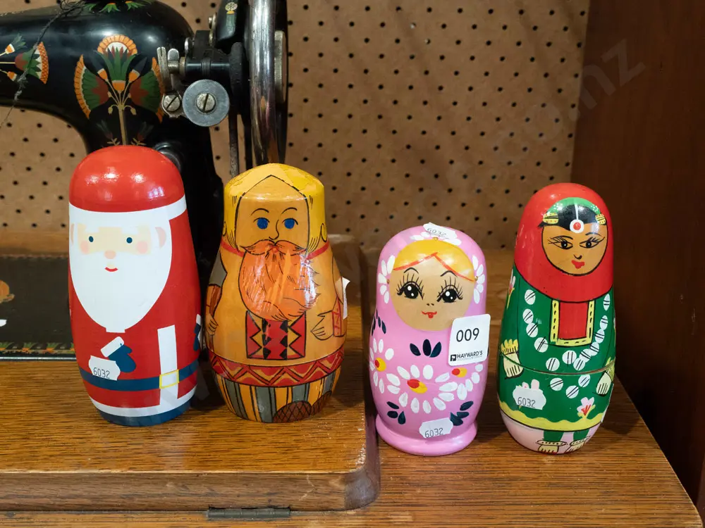 4 sets of Russian nesting dolls Image 1++