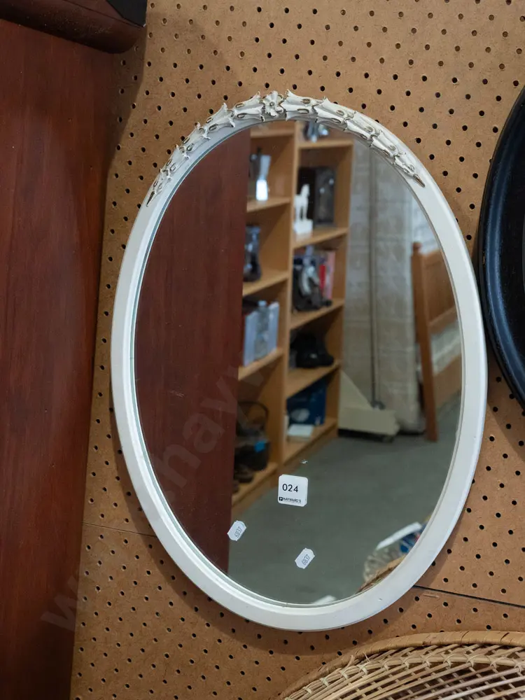 oval wall mirror H-470 Image 1++