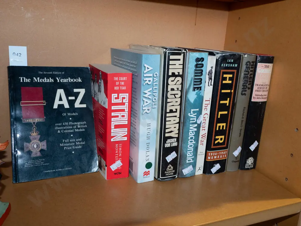 military books  Image 1++
