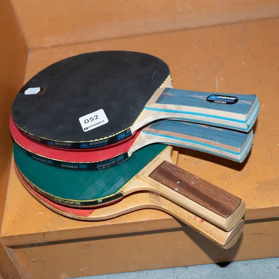 4 table tennis paddles