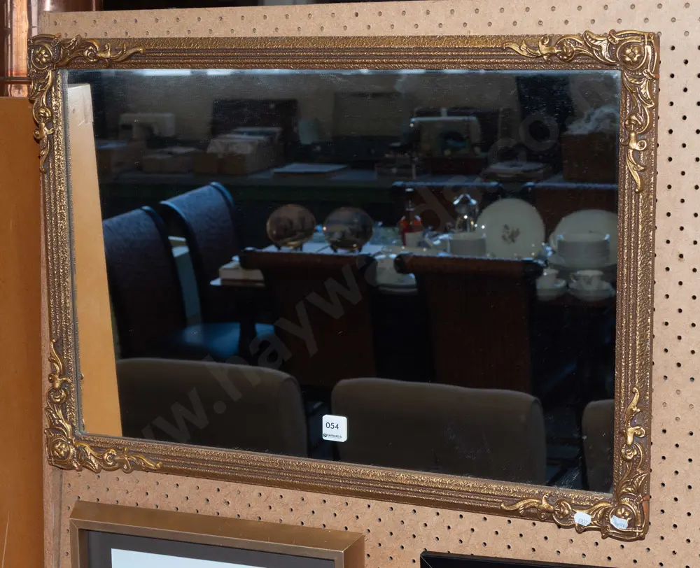 gilt-framed wall mirror  Image 1++