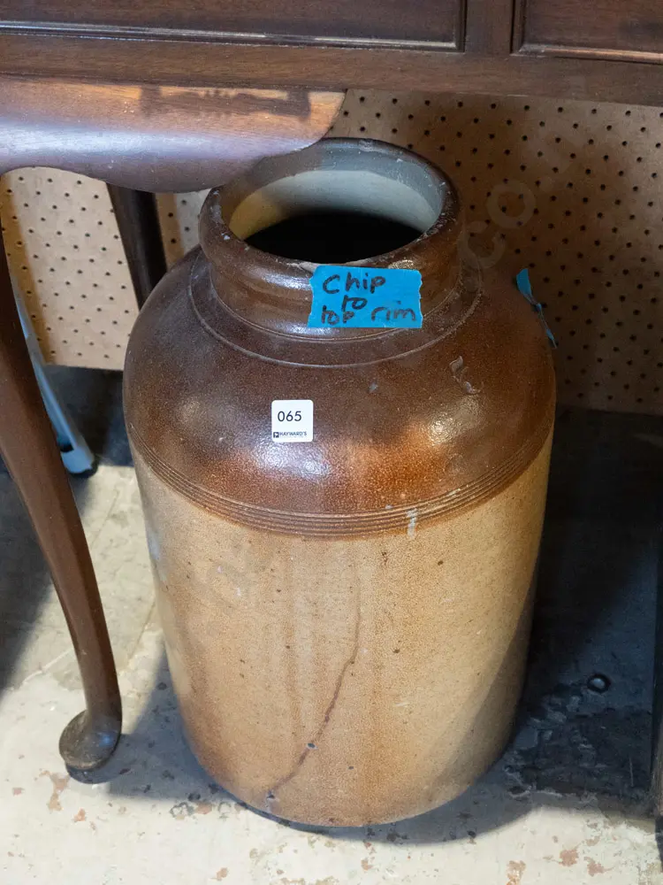 large salt glazed storage crock - chip to rim H480 Image 1++