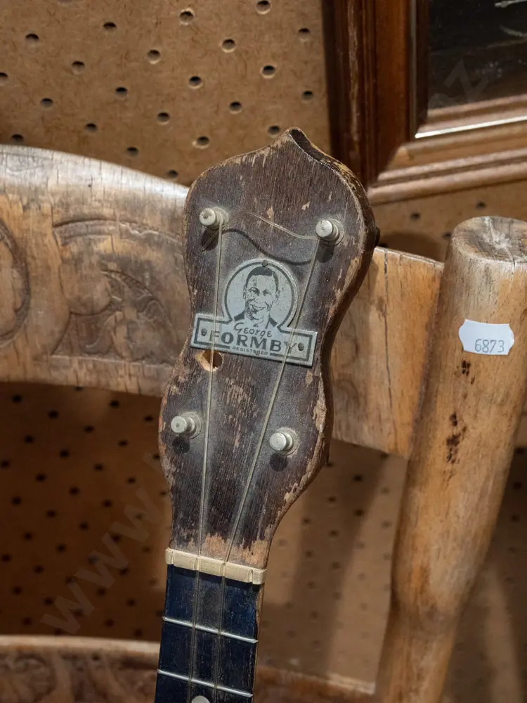 restorer's small banjo Image 1++