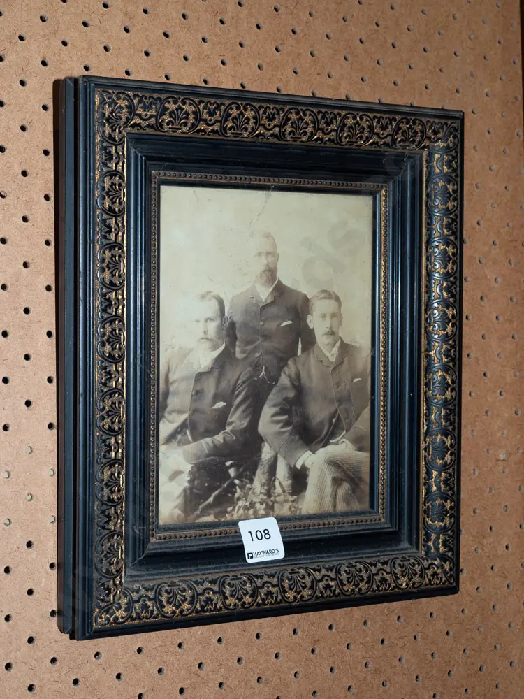 framed photo print - three gentleman Image 1++
