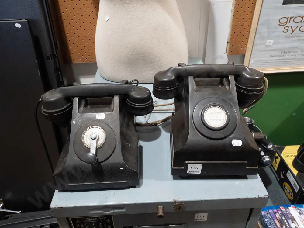 2x vintage telephones Image 1++