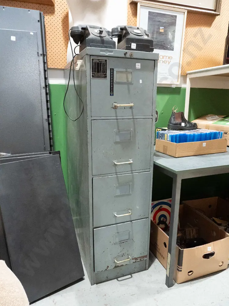 grey painted 4 drawer filing cabinet H1330 W390 D635 Image 1++