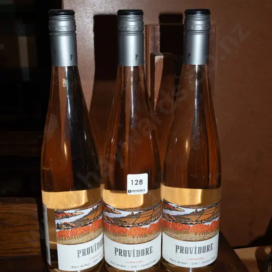 3x bottles of Providore blanc de noir 2018