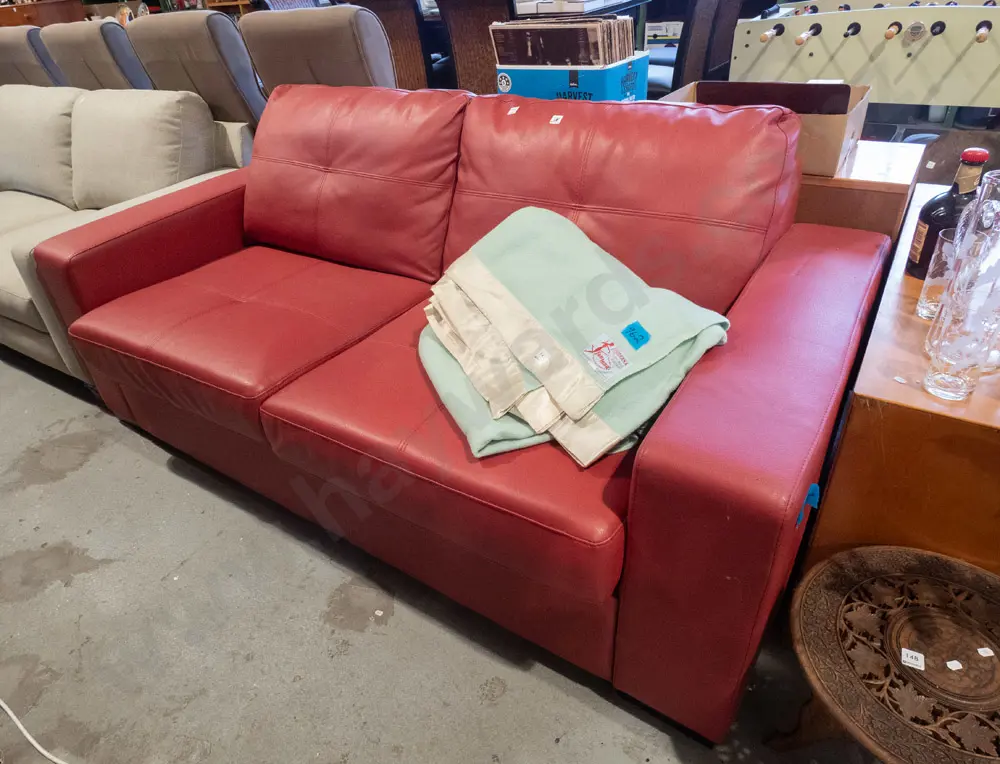red leather 3 seater settee divan bed H1000 W2000 D930 Image 1++