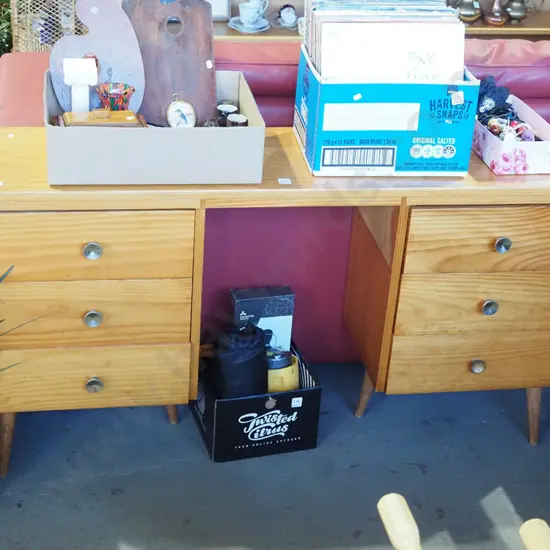 solid pine 6 drawer desk H720 W1330 D350