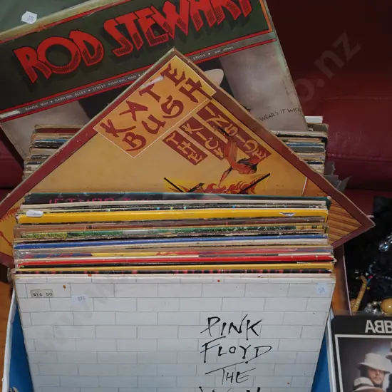 box of LPs; Pink Floyd, The Dudes, Queen etc