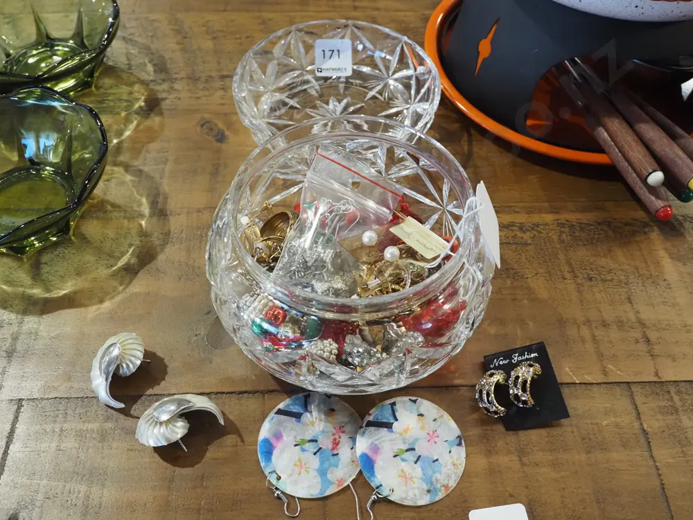 lidded glass cut crystal owl and costume jewellery Image 1++