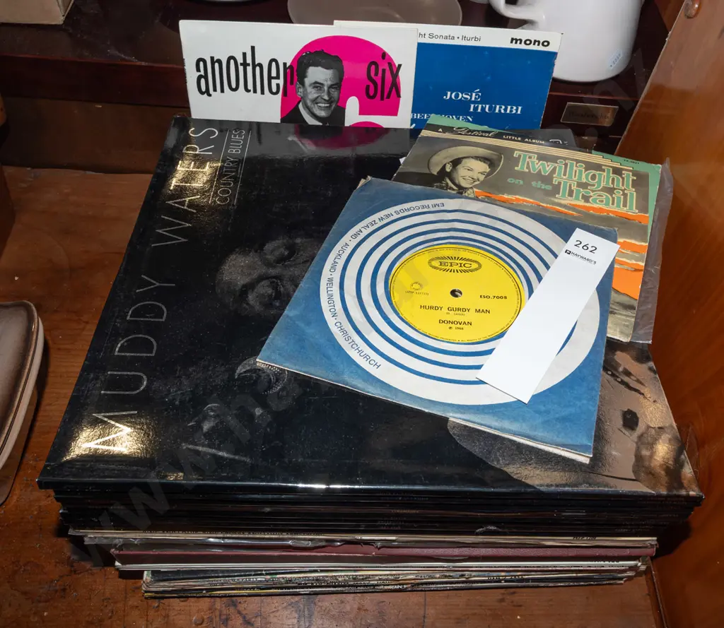 LPs, 45s Image 1++