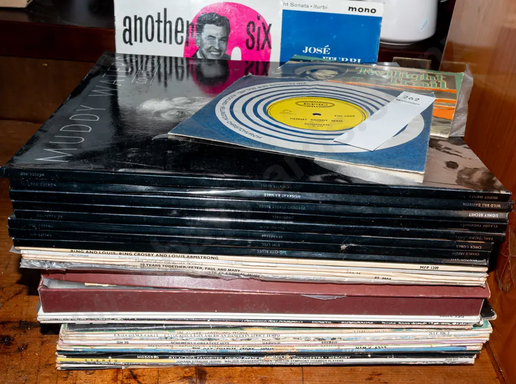 LPs, 45s Image 1++