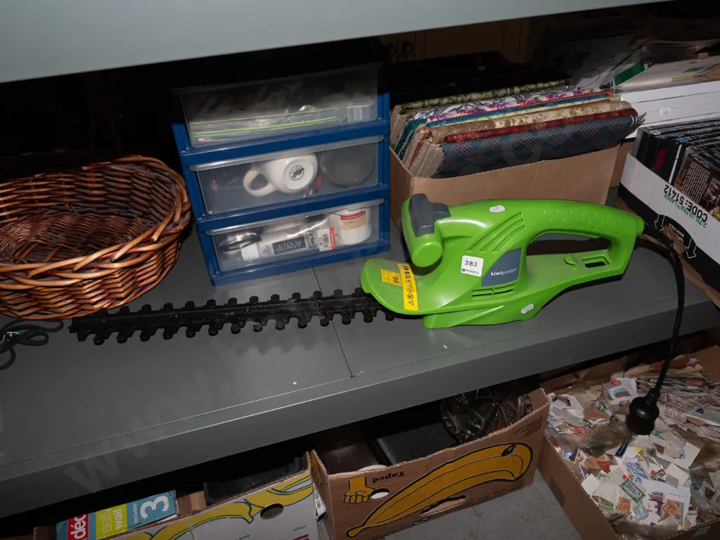 Kiwi Garden corded hedge trimmer Image 1++