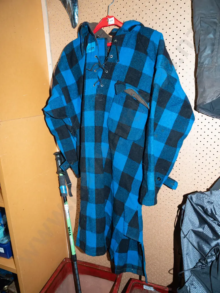 Swanndri OS blue checked bush shirt Image 1++