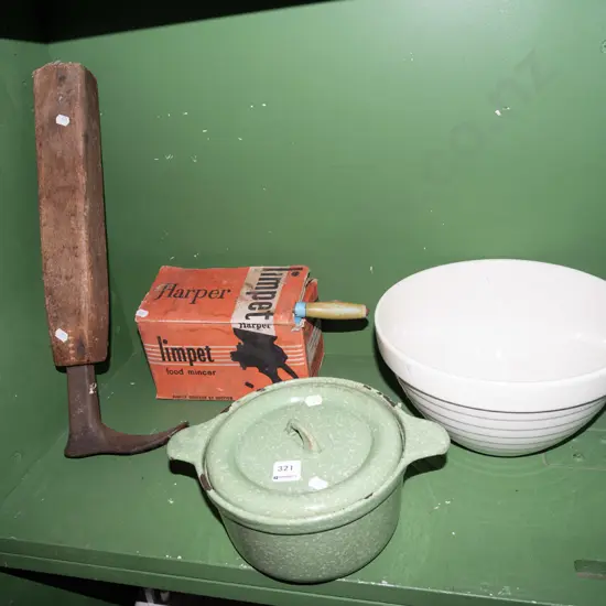 shoe last, bench top mincer, lidded casserole, mixing bowl Diam275