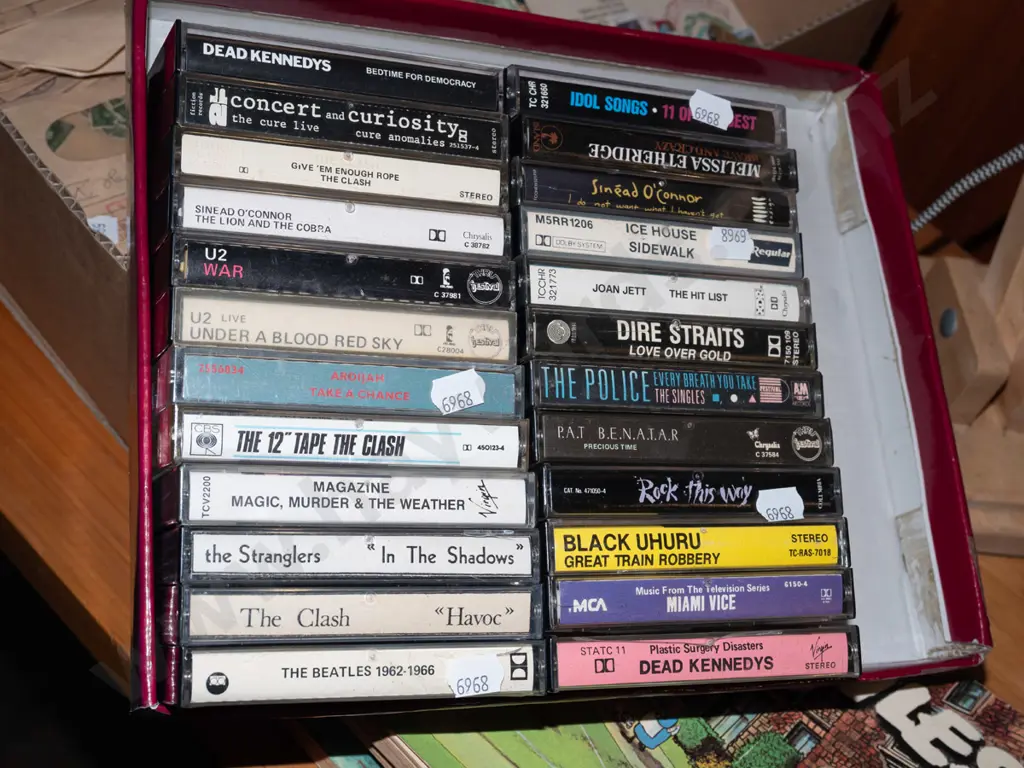 1980s tape cassettes Image 1++