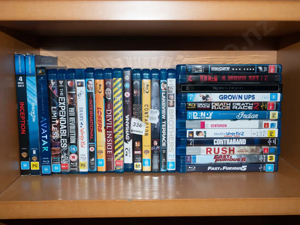 blue ray DVDs Image 1++