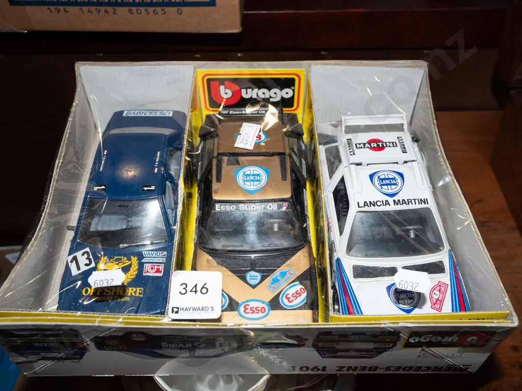 3x diecast model vehicles Image 1++