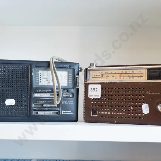 2x transistor radios - as is no returns