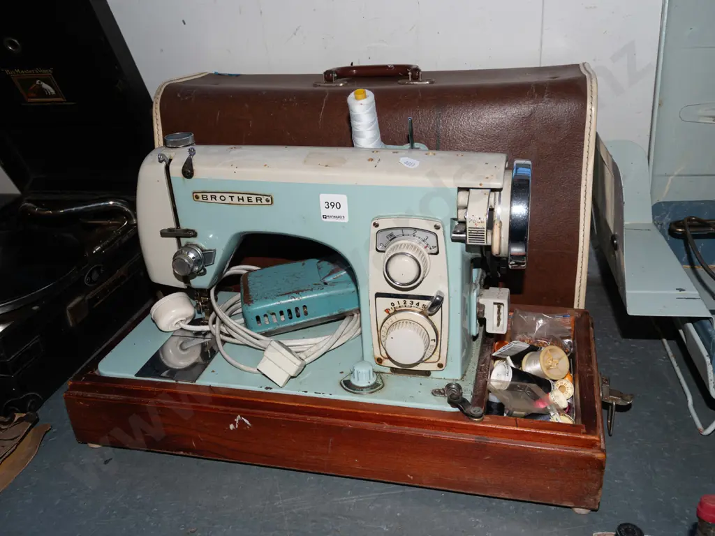 Brother sewing macine Image 1++