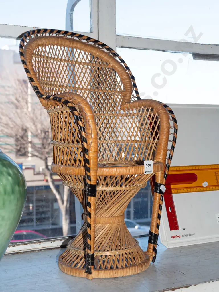 cane dolls chair H500 Image 1++