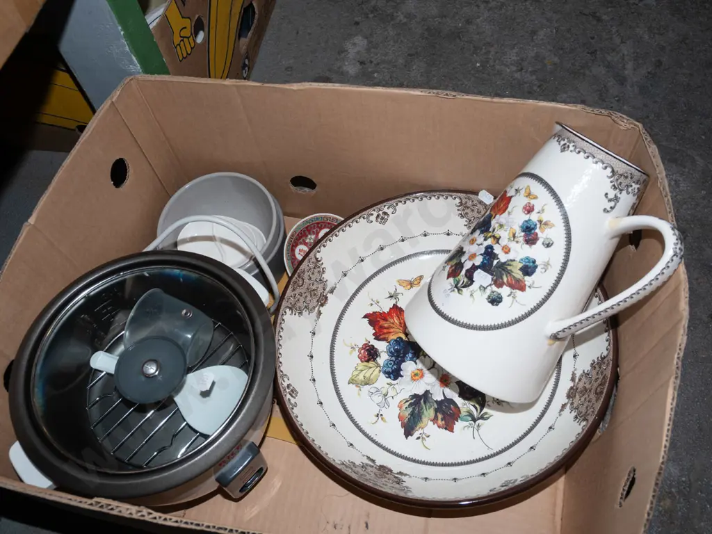 rice steamer, floral wash jug and bowl Image 1++