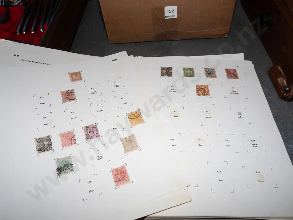 stamp albums and catalogues Image 1++