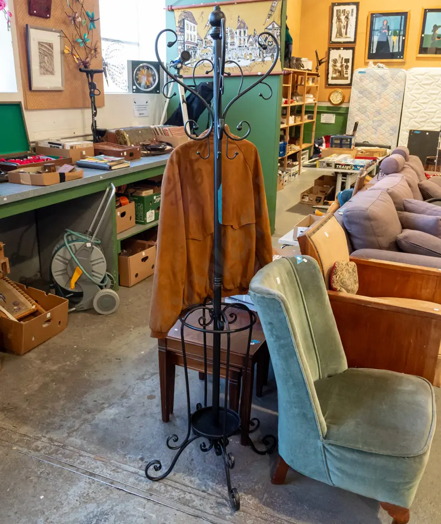 metal coat and umbrella stand Image 1++