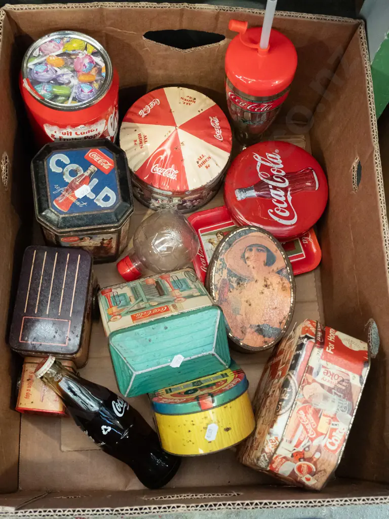 box; Coca Cola promotional tins, bottle, sipper Image 1++