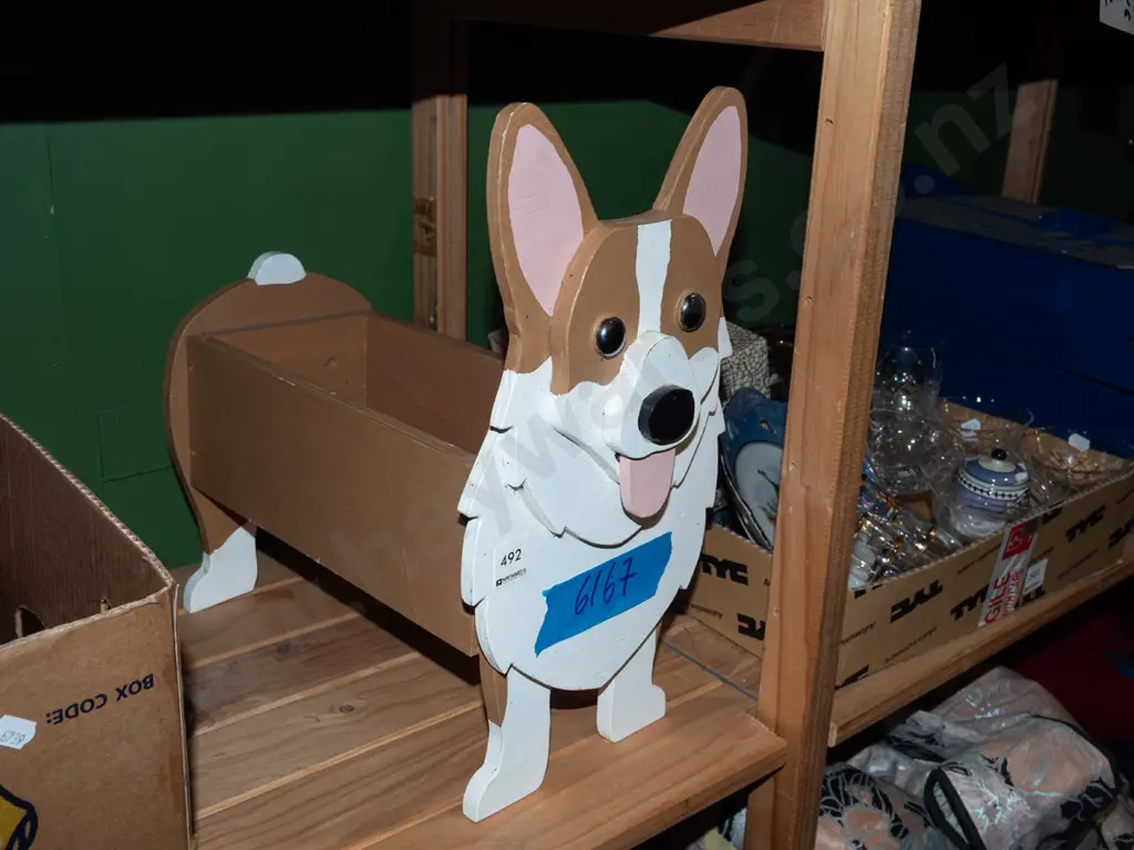 dog themed jardiniere stand Image 1++