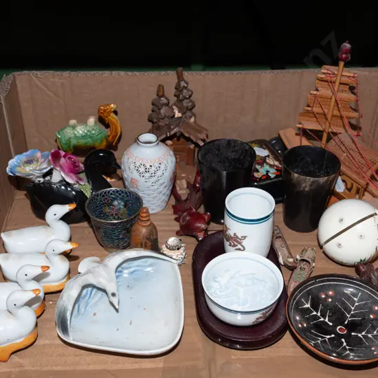 box; duck figurines, small model sampan, ashtray etc