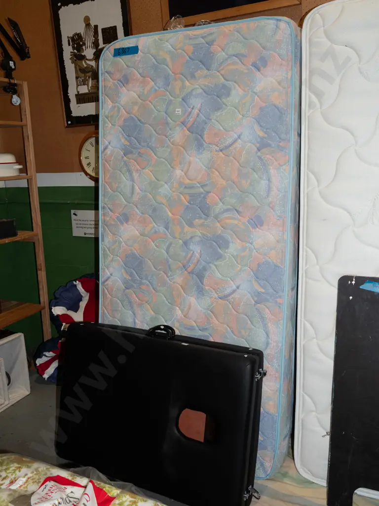 Sleepyhead Support Pedic single bed and mattress Image 1++
