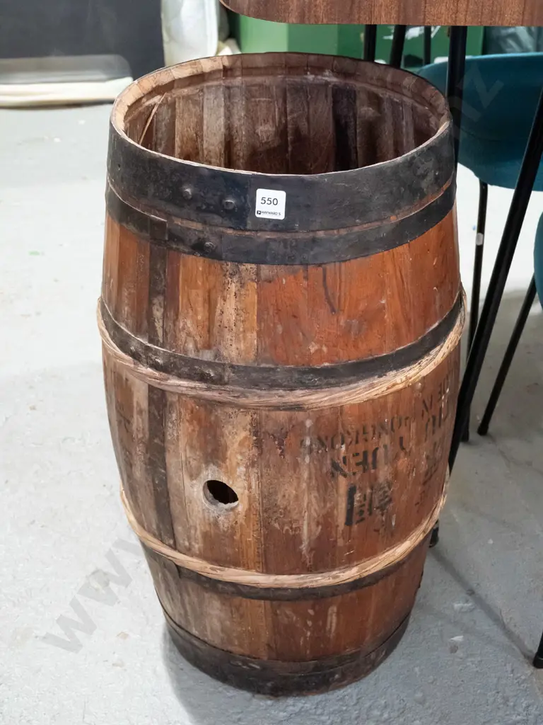 vintage Asian dry goods barrel H680 Image 1++