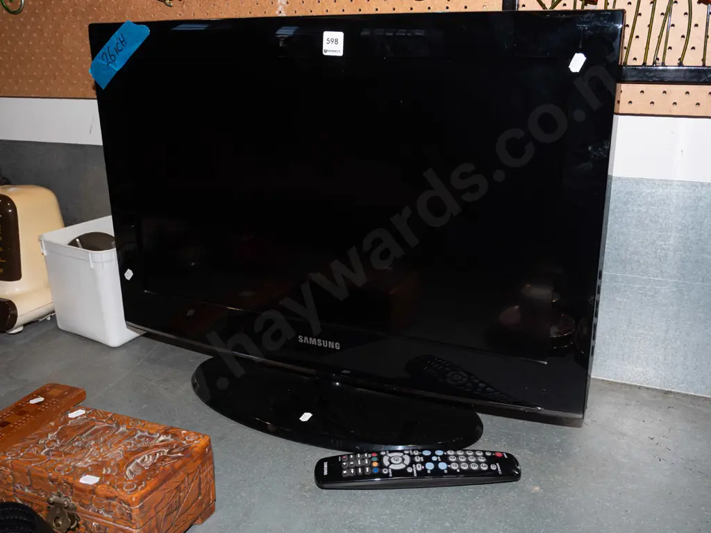 Samsung 26" TV Image 1++