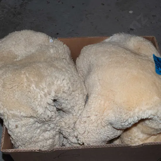 2x sheepskin single seat covers