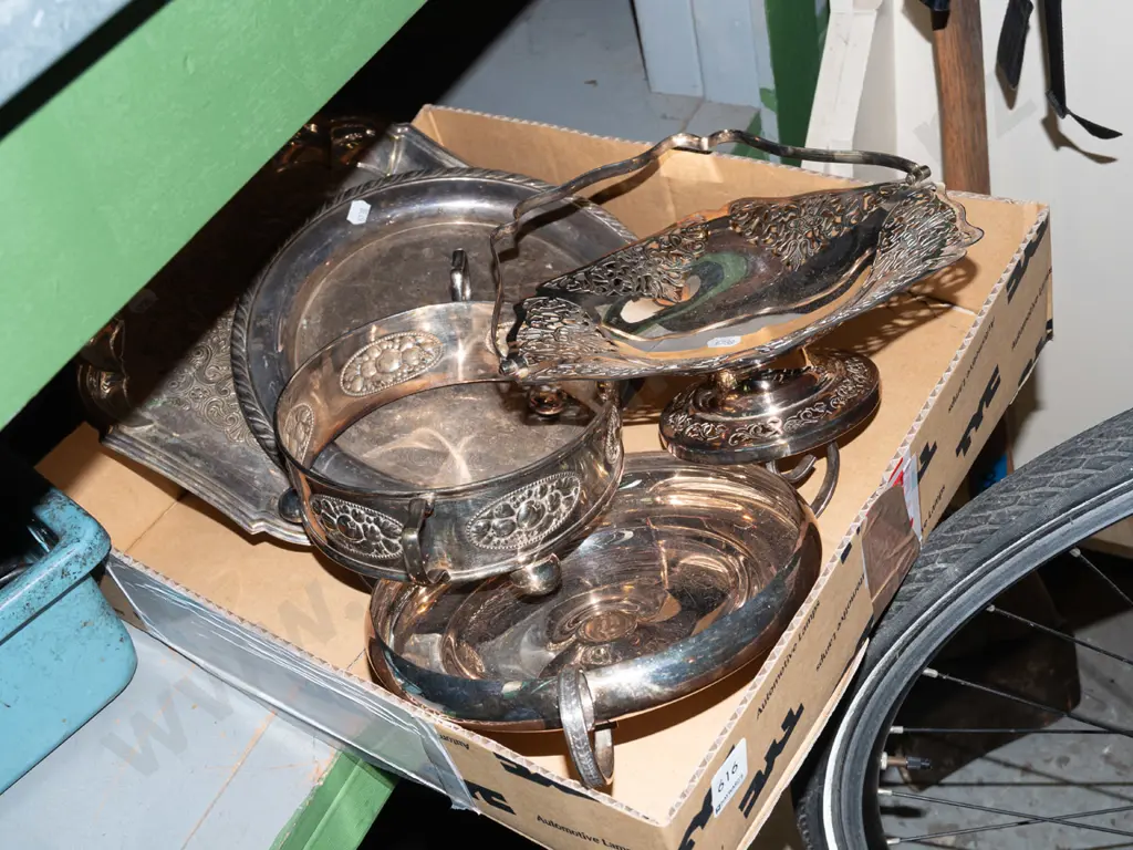 box of plated ware Image 1++
