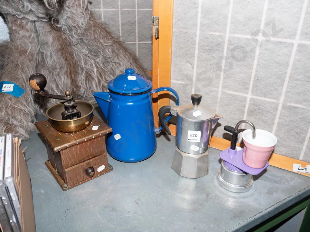 coffee pot, grinder, stove top espresso makers Image 1++