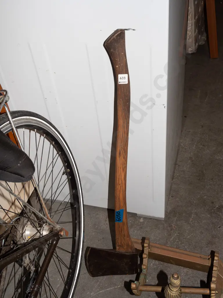 wooden handled axe Image 1++