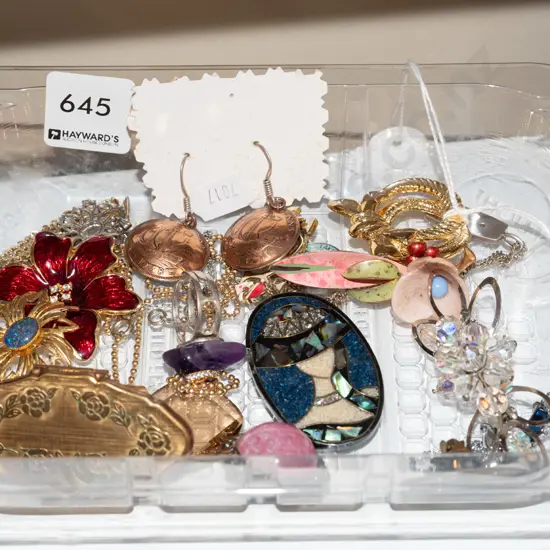 tray of costume jewellery