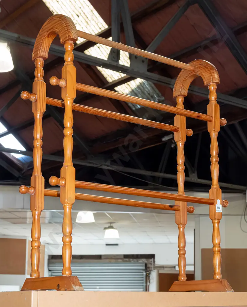 wooden towel rail Image 1++
