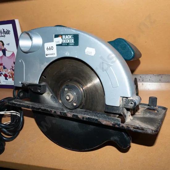 Black & Decker skilsaw
